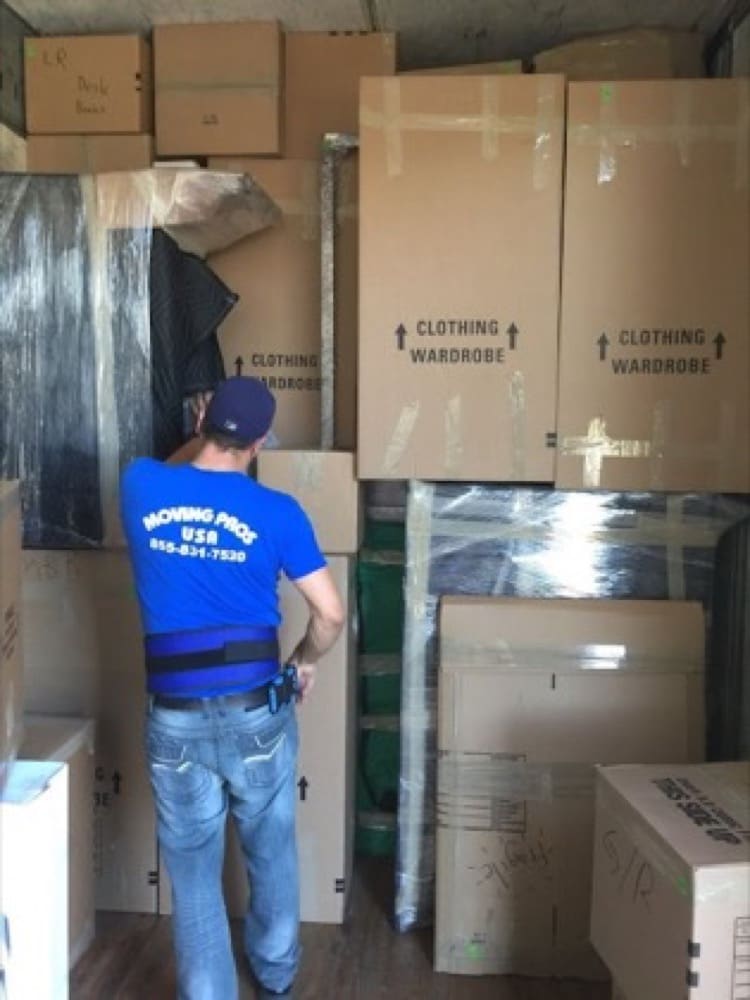 Move-and-store for a Mar Vista family between homes